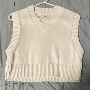 TNA White Knit Sleeveless Sweater Vest